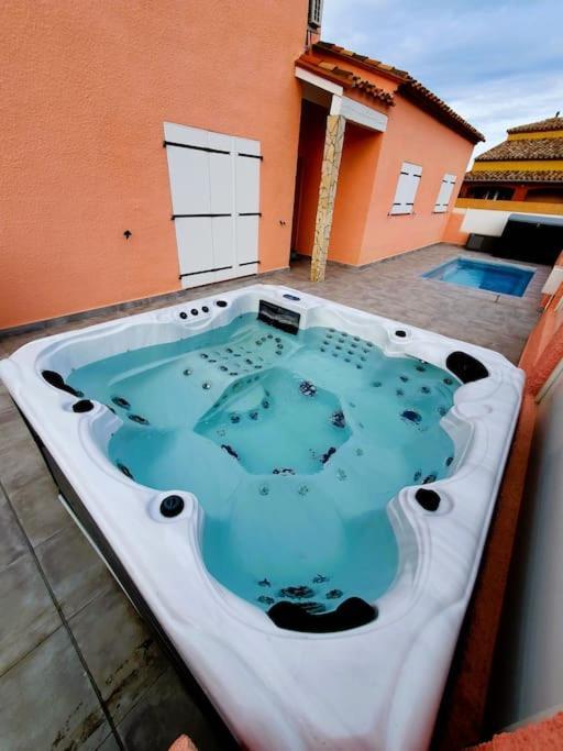 Villa H2O - Jacuzzi & Piscine Chauffee Le Barcarès Exterior foto